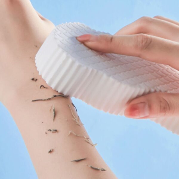 Luxurious Exfoliating Bath Sponge - Image 8